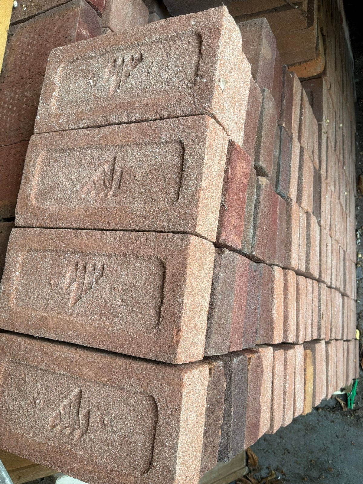 Nieuwe  bakstenen voor tuin of bestrating / fundering, Doe-het-zelf en Verbouw, Metselstenen, Ophalen, Nieuw, Bakstenen