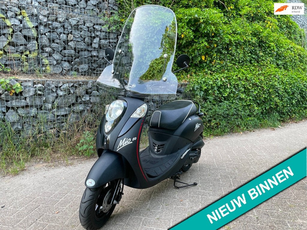 SYM Mio 50 NETTE STAAT WINDSCHERM HOOG BETAAL met in3, Mio, 49 cc, S, Benzine