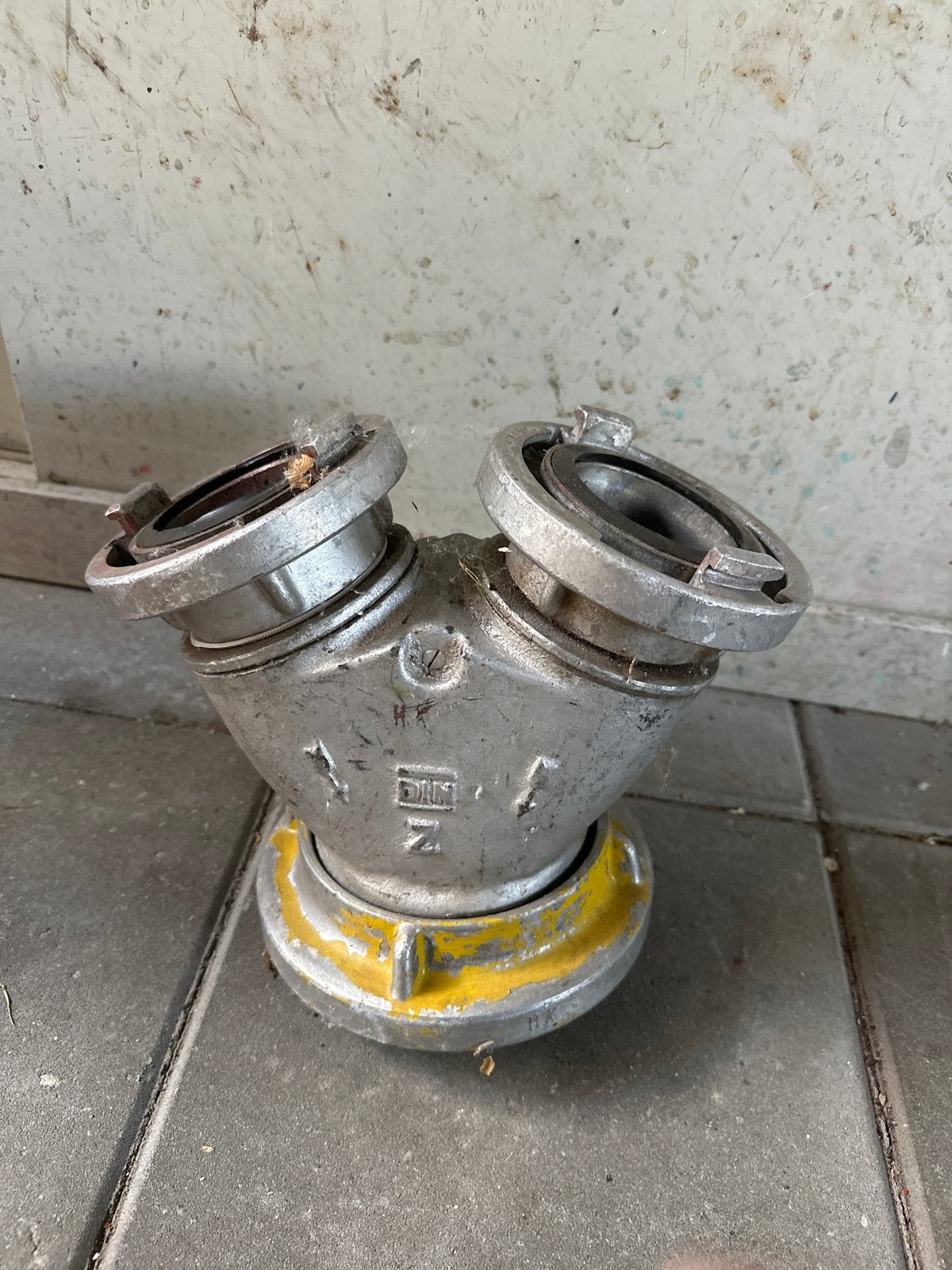 Broekstuk 133mm naar 2x 89mm, Ophalen, Gebruikt, Tuinslang