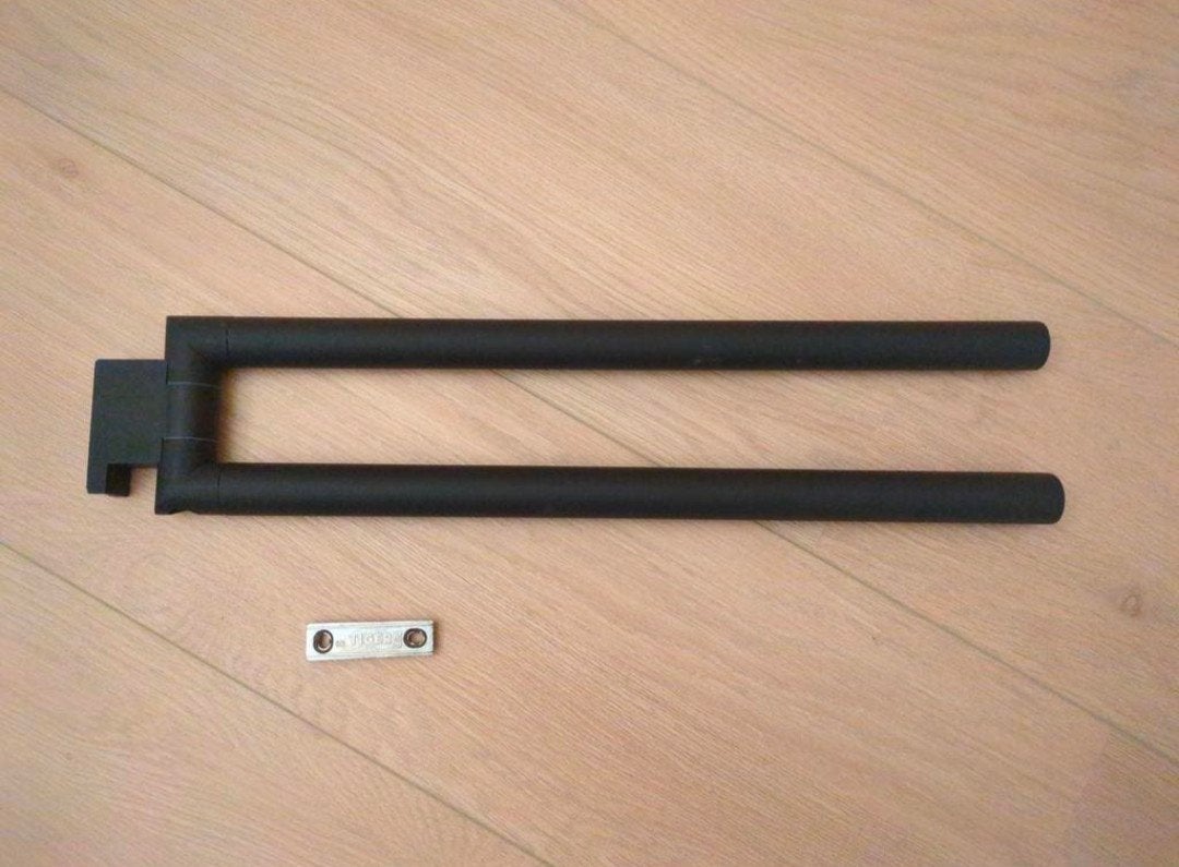 Handdoekrekje Tiger Bold | zwart | 2 armig, Huis en Inrichting, Ophalen of Verzenden, Gebruikt, Zwart, Handdoekenrek