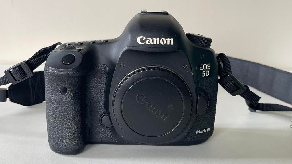 Canon EOS 5D Mark III body + 3 accu + oplader, Audio, Tv en Foto, Fotocamera's Digitaal, Zo goed als nieuw, Canon, Geen optische zoom