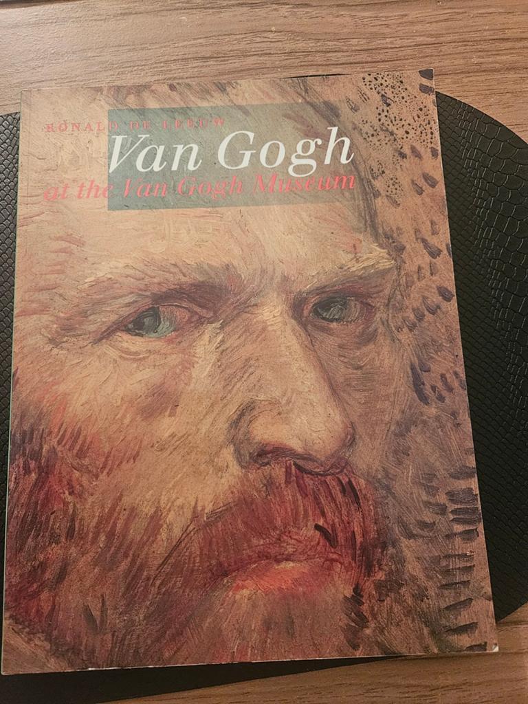 R. de Leeuw - Van Gogh at the Van Gogh Museum, Ophalen of Verzenden, Zo goed als nieuw, R. de Leeuw