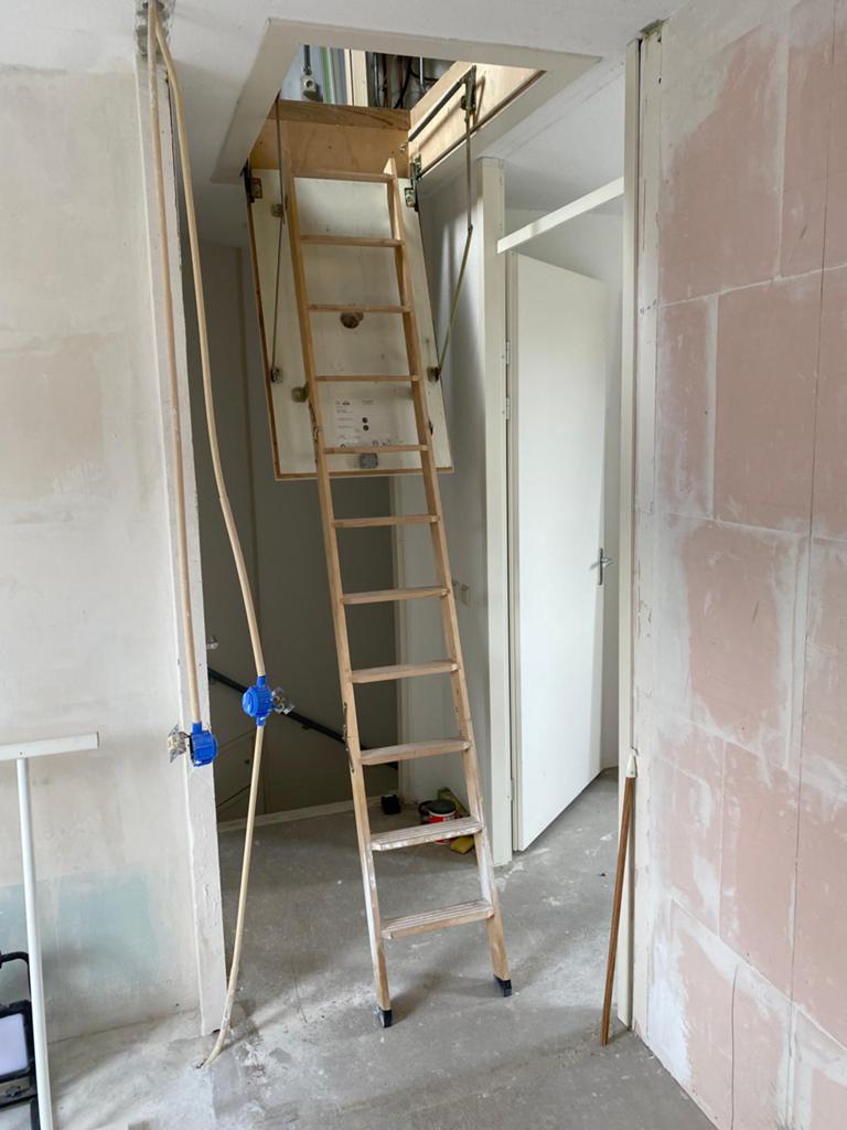 Vlizotrap gebuikt 120x70, Doe-het-zelf en Verbouw, Ladders en Trappen, Ophalen, Trap, Zo goed als nieuw, Opvouwbaar of Inschuifbaar