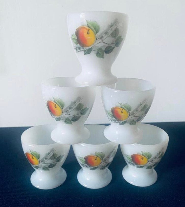 6 Arcopal eierdopjes met fruitprint. Hoogte 5,5 cm., Huis en Inrichting, Keuken | Servies, Overige typen, Ophalen of Verzenden