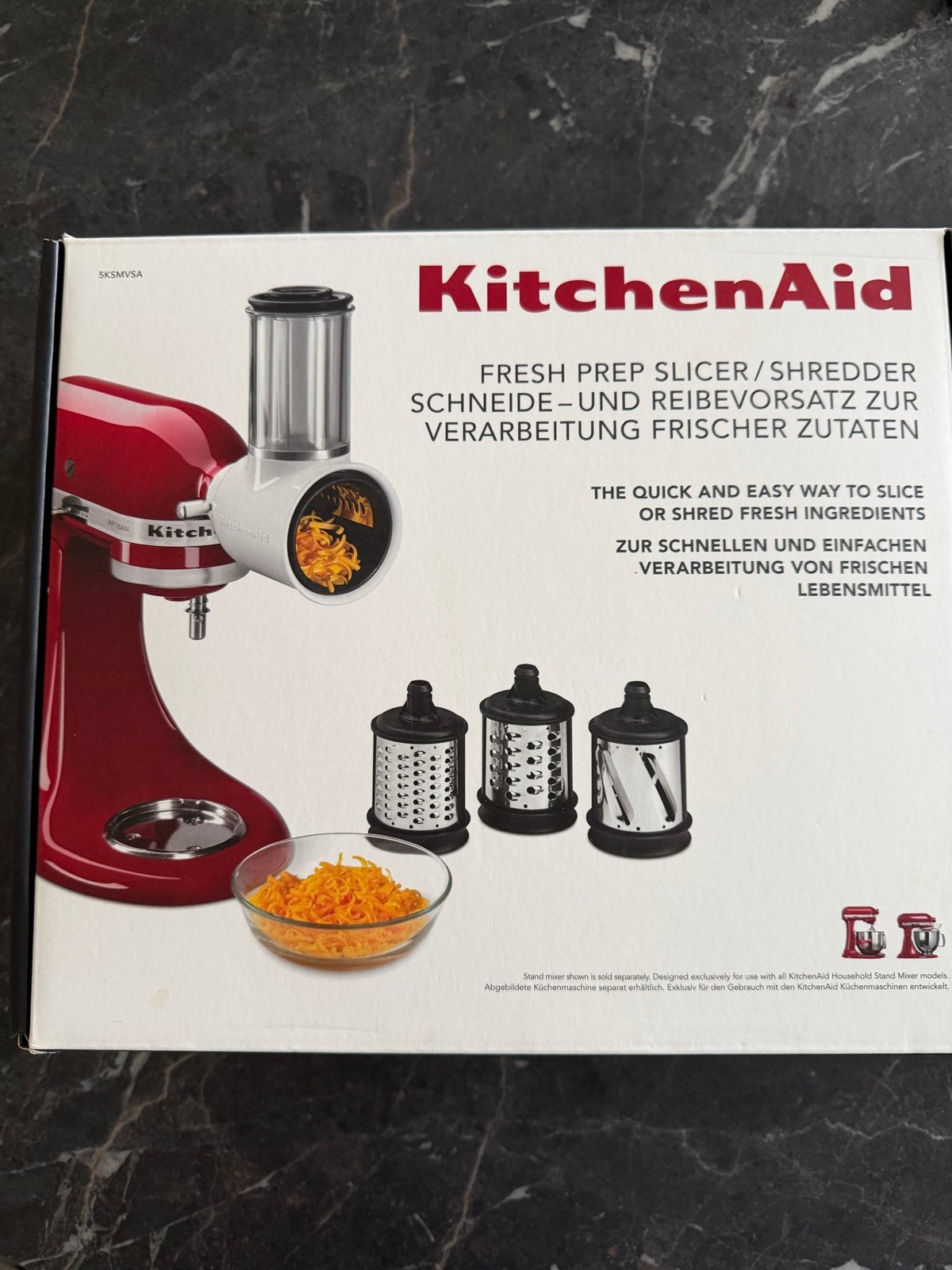 KitchenAid Fresh Prep Slicer/Shredder 5KSMVSA, 4 liter of meer, Ophalen of Verzenden, Gebruikt, 3 snelheden of meer
