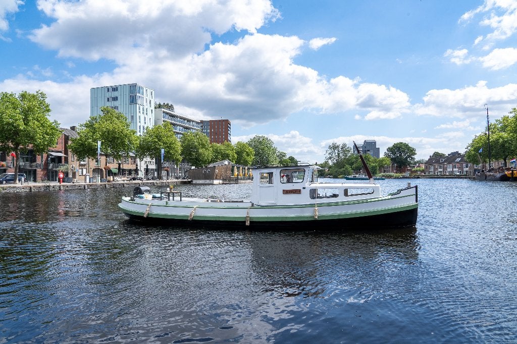 Foto 6 van Stalen Barkas 11m | DAF 575 | Rondvaartboot / Sloep