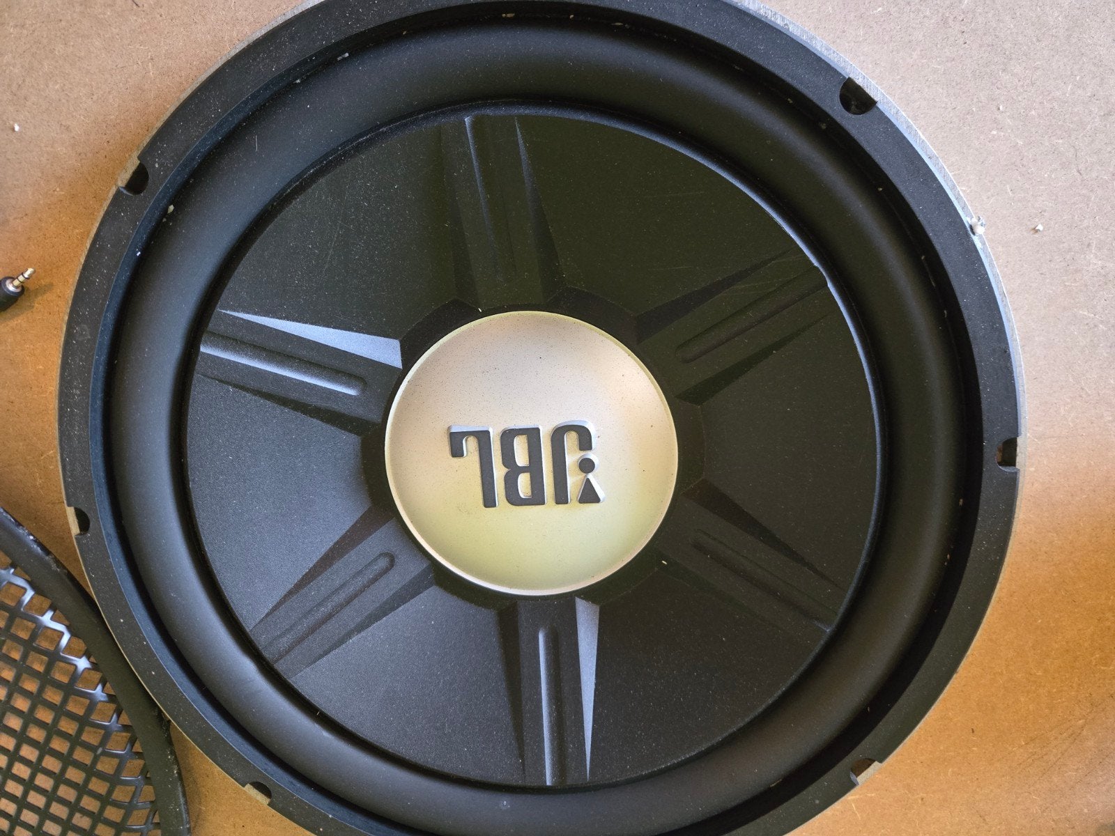 Complete JBL Car Audio Set: Subwoofer, Versterker, Speakers, Ophalen