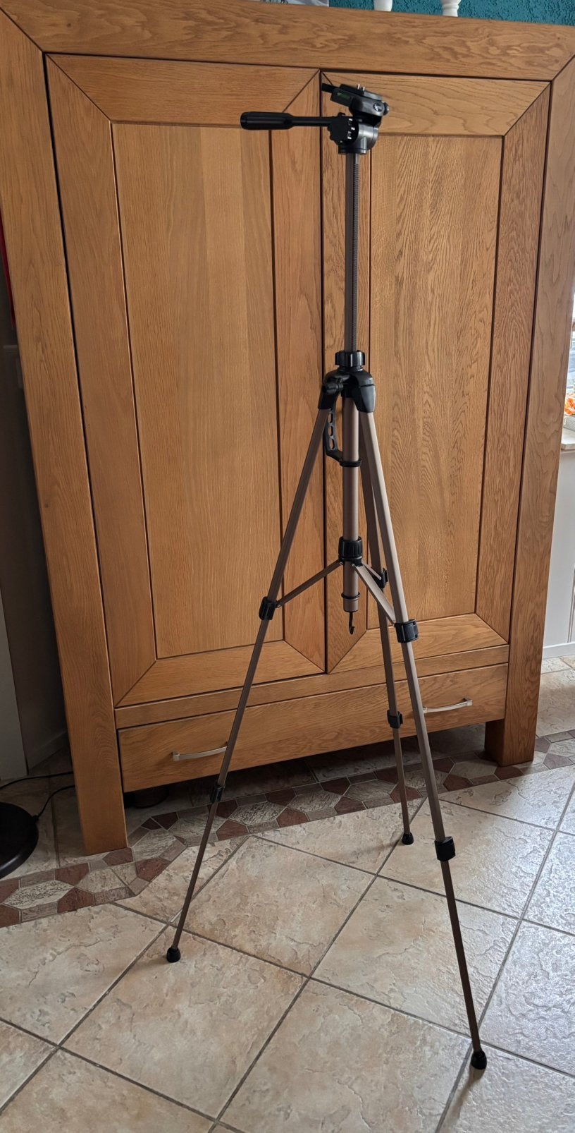 Hama statief  “nieuw’ incl. Draagtas, Audio, Tv en Foto, Ophalen, Driepoot, Zo goed als nieuw, Hama