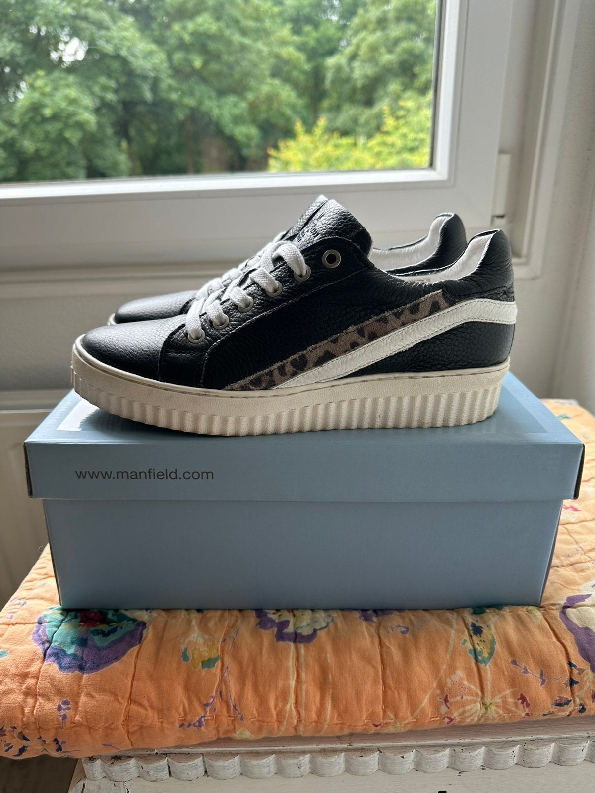 Sneakers Manfield, Ophalen of Verzenden, Zo goed als nieuw, Sneakers of Gympen