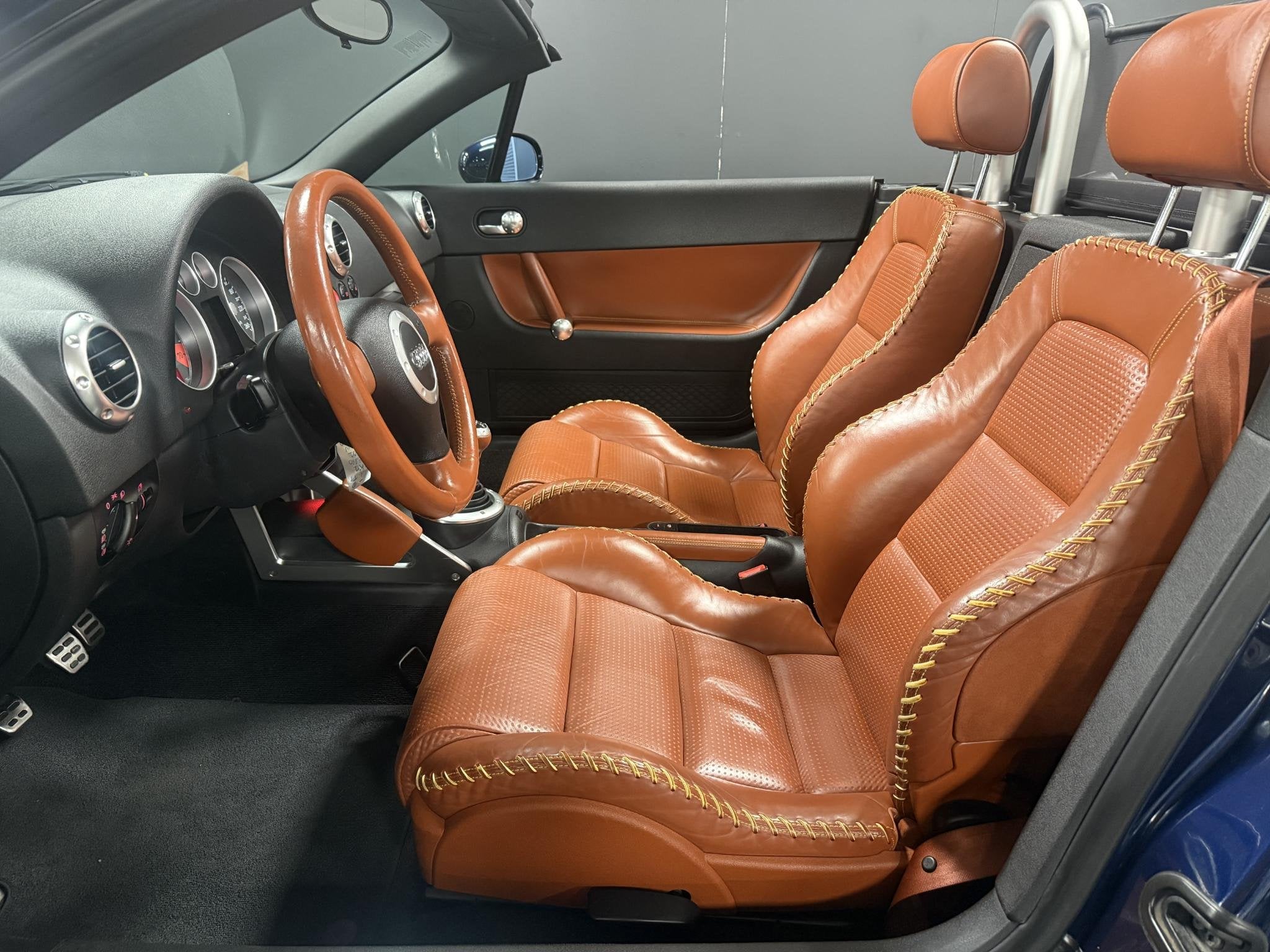 Audi TT Roadster 1.8 5V Turbo Bruin mokassin base ball leder, Auto's, Audi, Voorwielaandrijving, TT, Gebruikt, 4 cilinders
