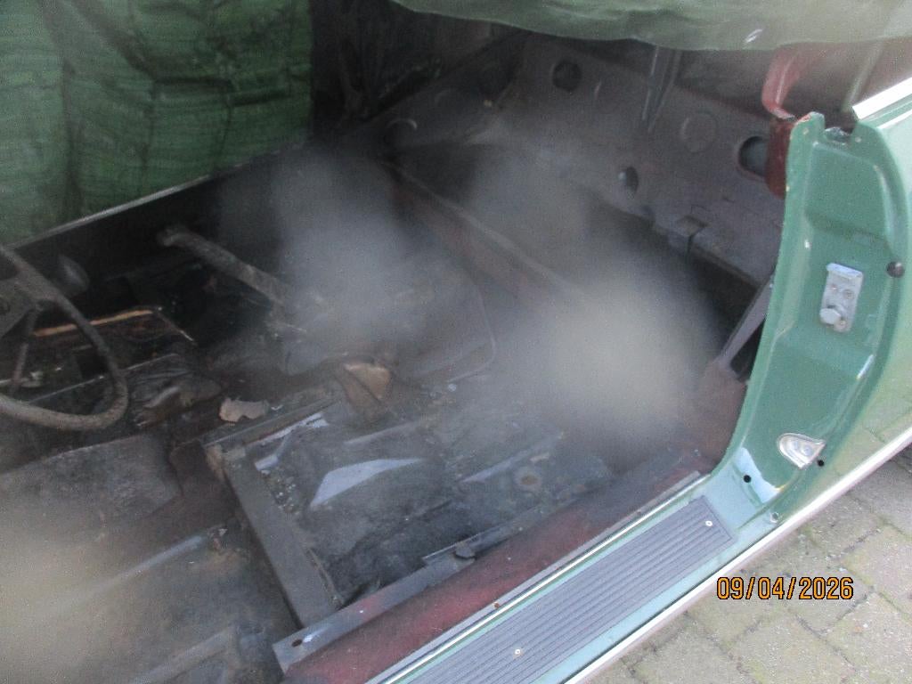 peugeot 504 achter en  voorb.prachtige kas coupé 2500 euro, Ophalen of Verzenden, Gebruikt, Peugeot