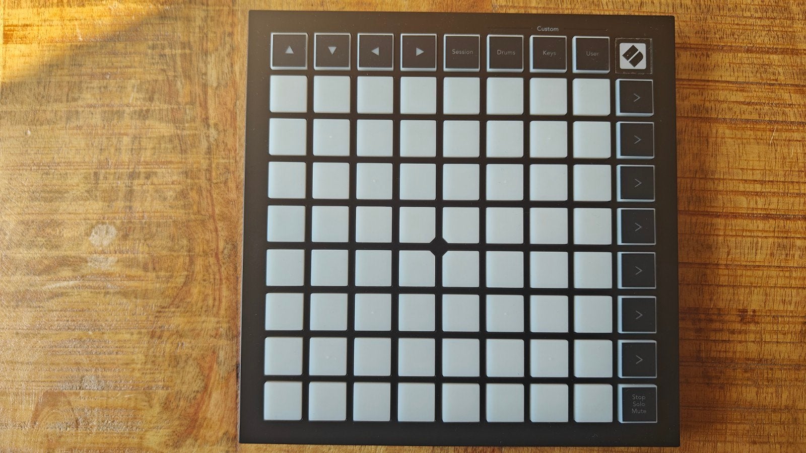 Novation Launchpad Mini Mk3 met opberghoes, Muziek en Instrumenten, Ophalen, Novation, Nieuw, Overige aantallen