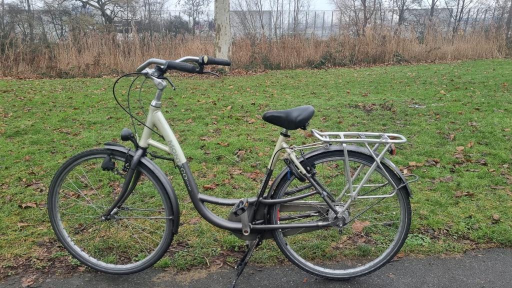 Damesfiets MONTEGO 7 Versnellingen 28 inch, Fietsen en Brommers, Fietsen | Dames | Damesfietsen, Versnellingen, Ophalen, Overige merken