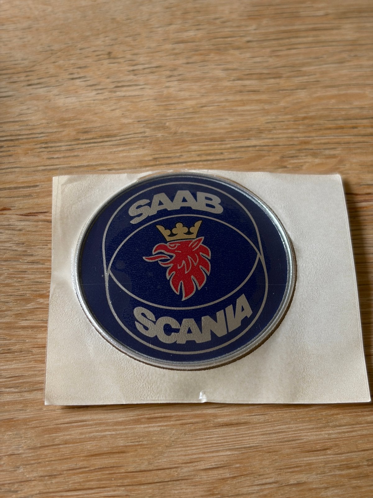 Saab motorkap embleem. Nieuw, Auto-onderdelen, Ophalen of Verzenden, Nieuw, Saab, Motorkap