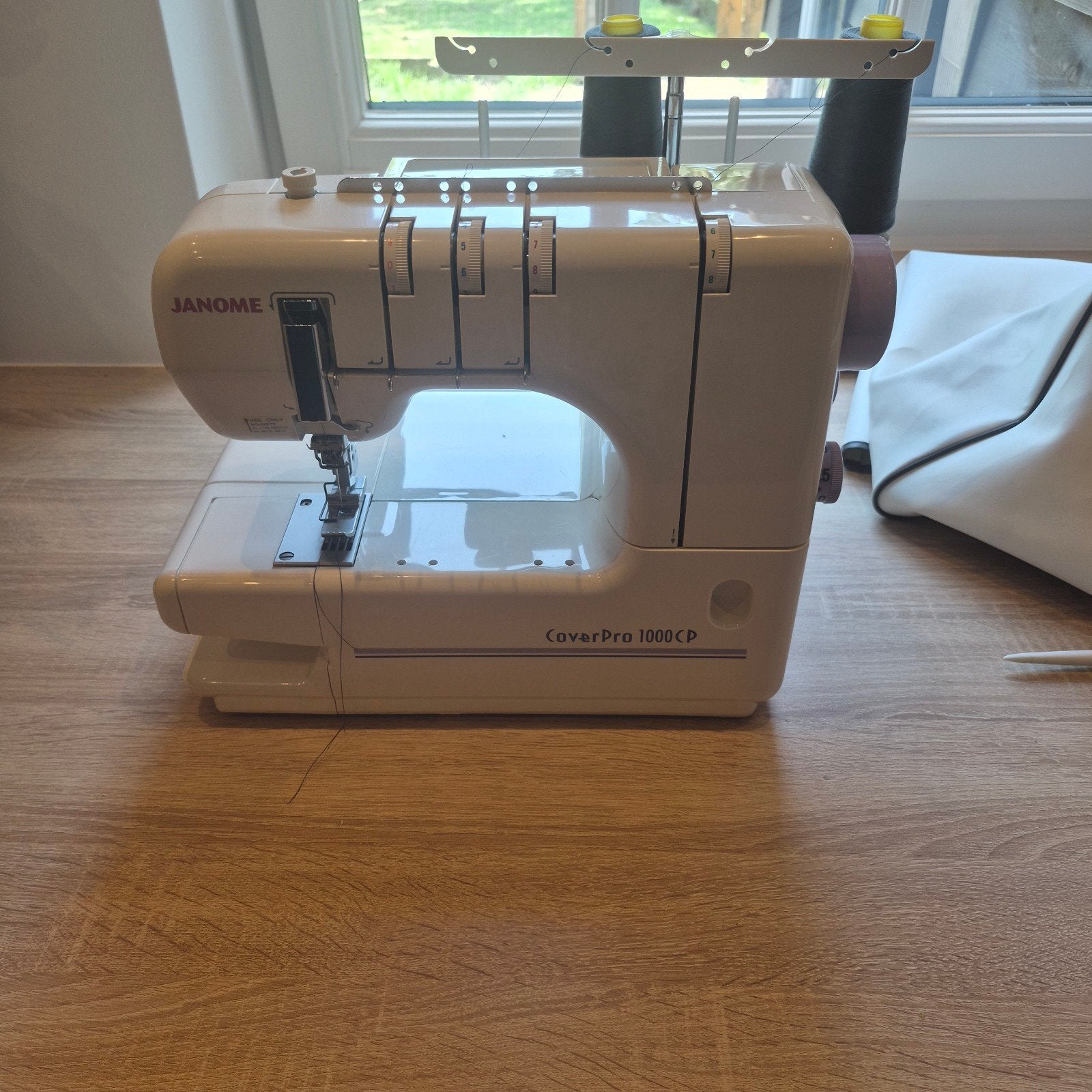 te koop Janome CoverPro 1000CP, Hobby en Vrije tijd, Naaimachines en Toebehoren, Ophalen of Verzenden, Lockmachine, Janome