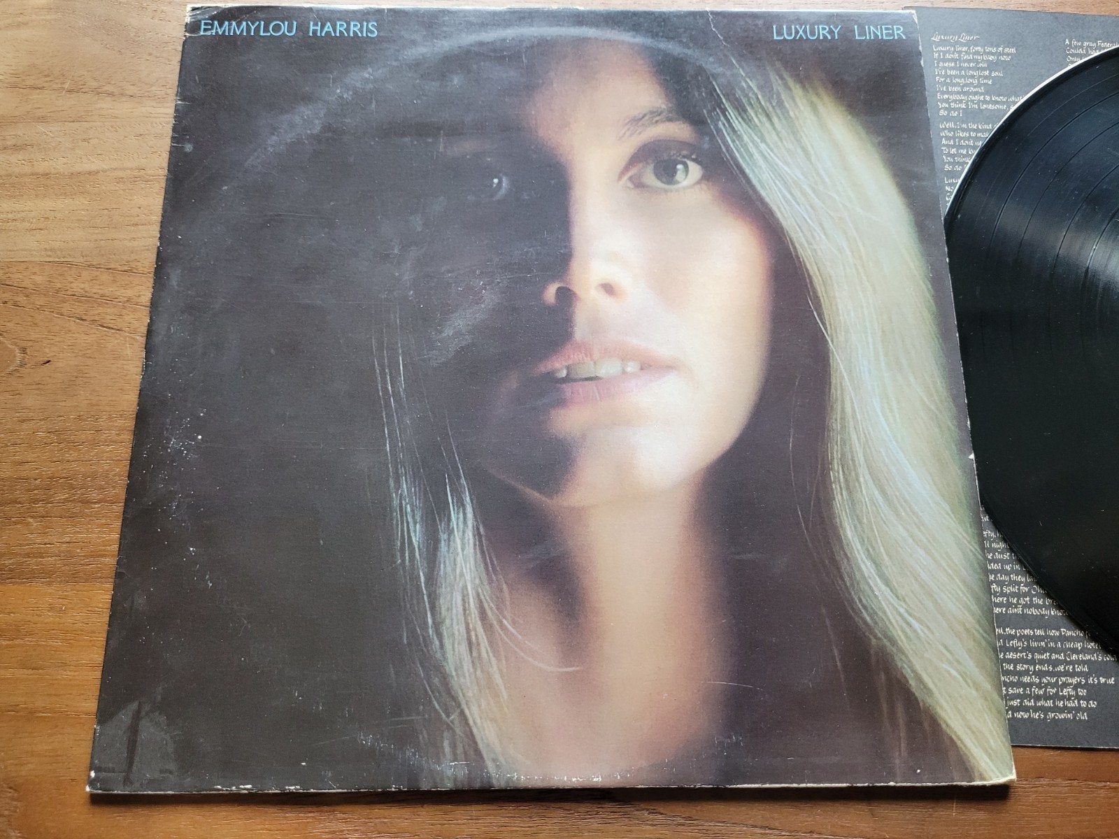 Emmylou Harris - Luxury Liner LP (1977) Country Rock Vinyl, Ophalen of Verzenden, 1970 - 1979, Gebruikt, 12 inch