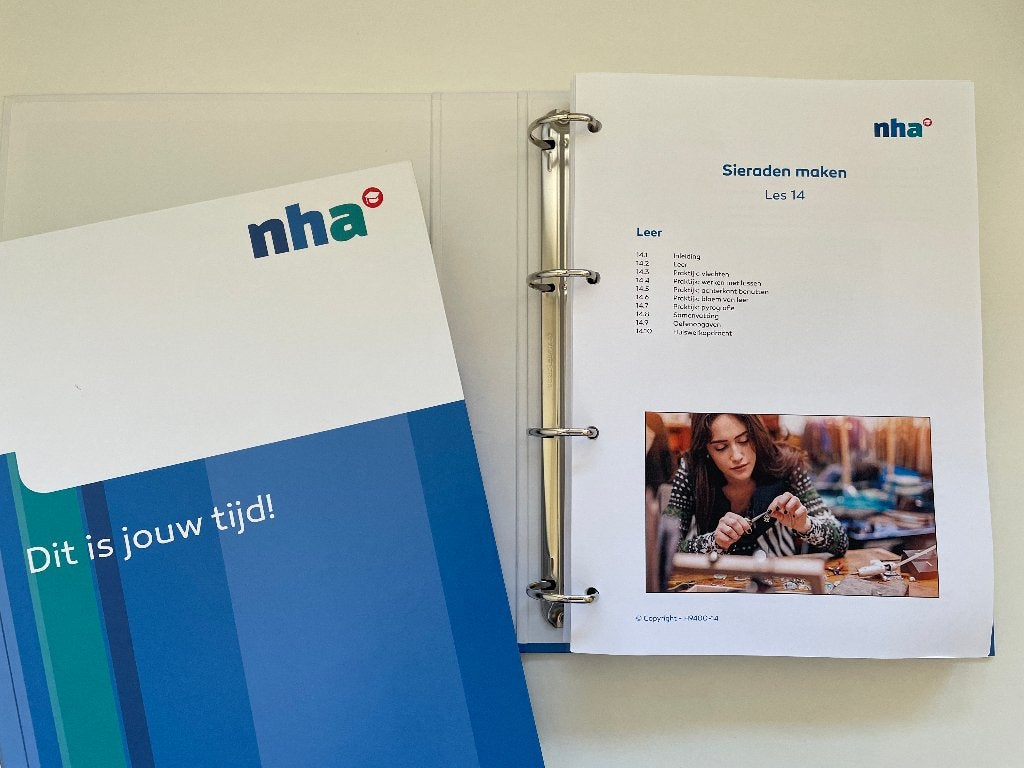 NHA cursus Sieraden maken, Verzenden, Alpha, Zo goed als nieuw, LBO