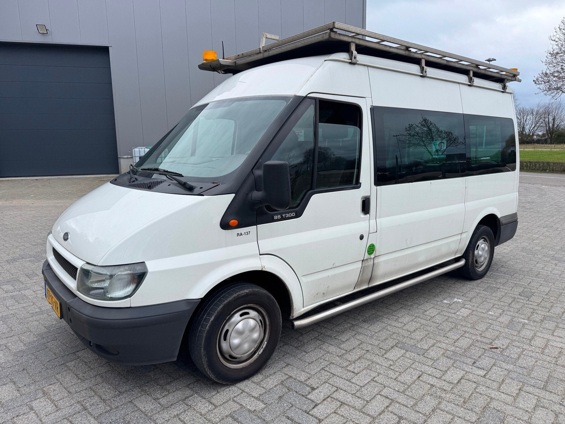 Ford Transit 300M 2.0TDdi SHD Airco, Auto's, Voorwielaandrijving, 1998 cc, Gebruikt, 4 cilinders