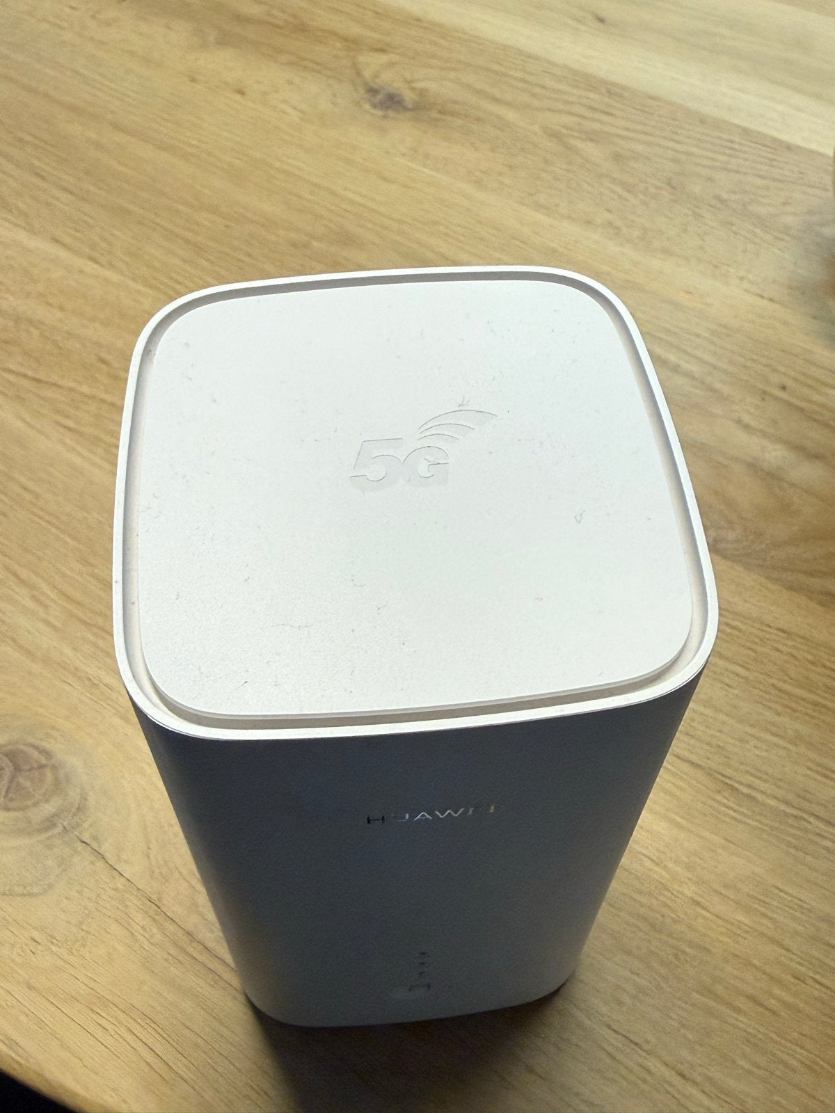 Huawei H122-373 5G CPE Pro 2 Router - Zo goed als nieuw, Computers en Software, Ophalen of Verzenden, Zo goed als nieuw, Router