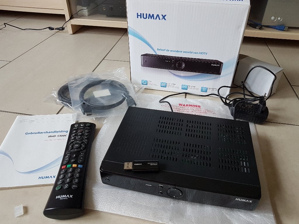 Humax IRHD-5300c in nieuwstaat, Ophalen of Verzenden, Zo goed als nieuw, Decoder