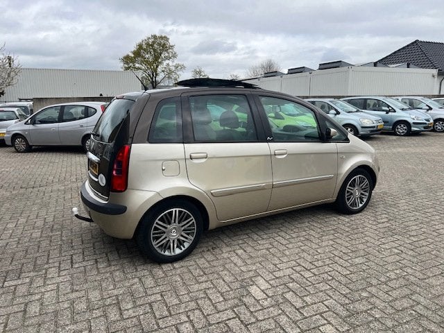 Lancia Musa 1.4-16V Platino//Automaat, Auto's, Gebruikt, Beige, 400 kg, Beige