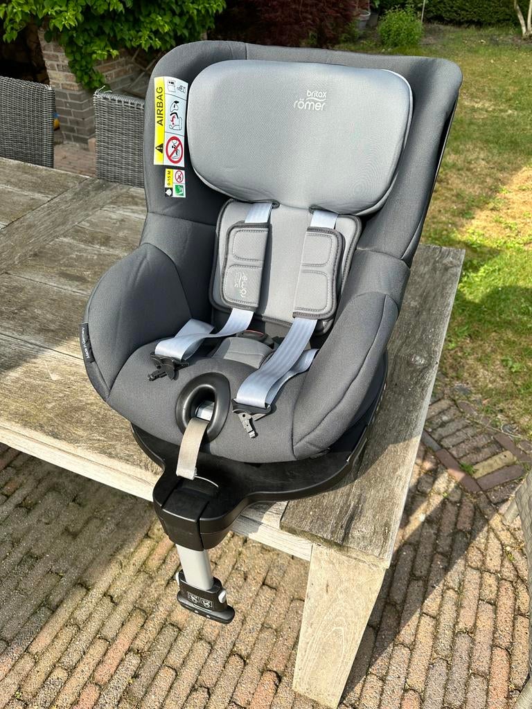 Britax Römer Dualfix M I-Size 360 autostoel, Kinderen en Baby's, Autostoeltjes, Ophalen, Romer, 0 t/m 18 kg, Zo goed als nieuw