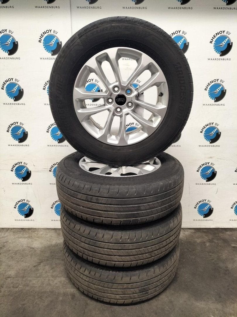 FORD KUGA TITANIUM VELGEN SET LJ6CA2A 2024, Auto-onderdelen, Banden en Velgen, Velg(en), Nieuw, Ophalen of Verzenden, Stiba lid