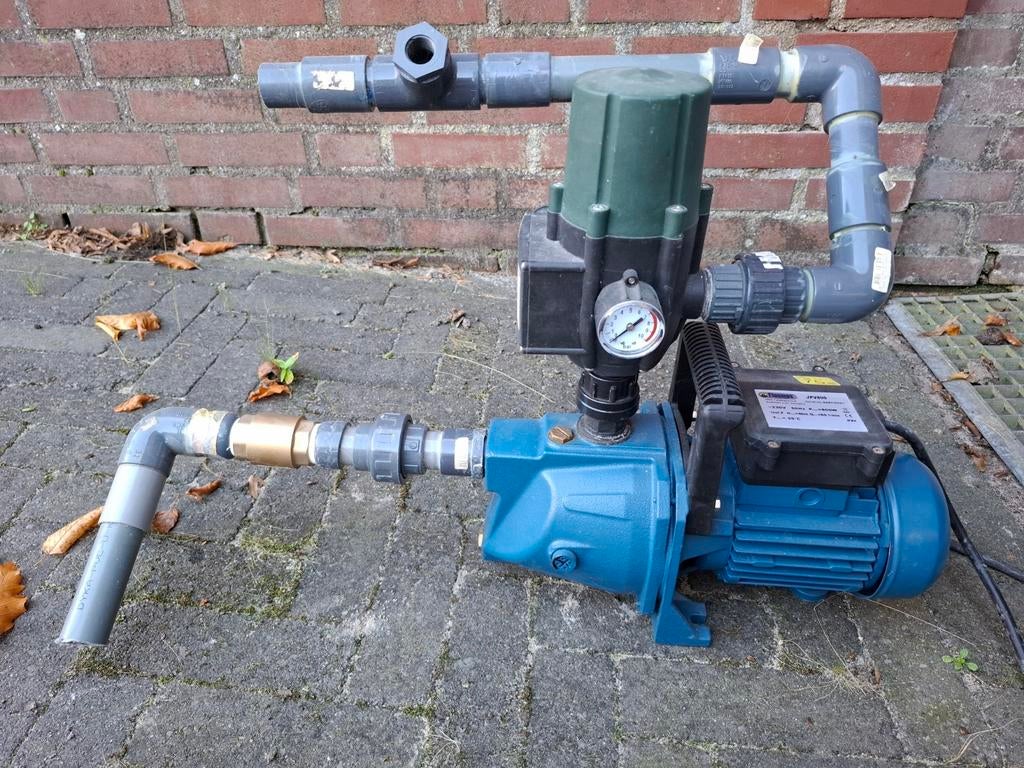 Waterpomp inclusief automatic pump control, Tuin en Terras, Ophalen, Zo goed als nieuw, Beregeningspomp