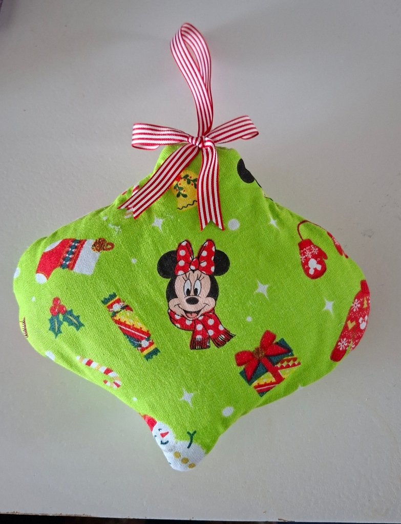 nieuw-platte stoffen kerstbal Minnie Mouse ( groen), Ophalen of Verzenden, Overige figuren, Nieuw, Overige typen