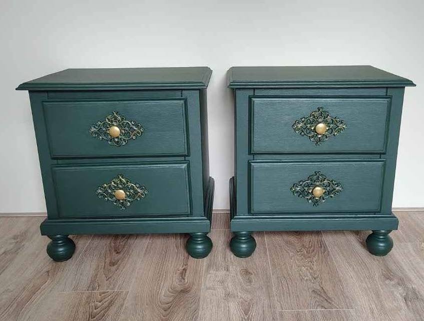 Foto 8 van Luxe set vintage grenen nachtkastjes 2 stuks