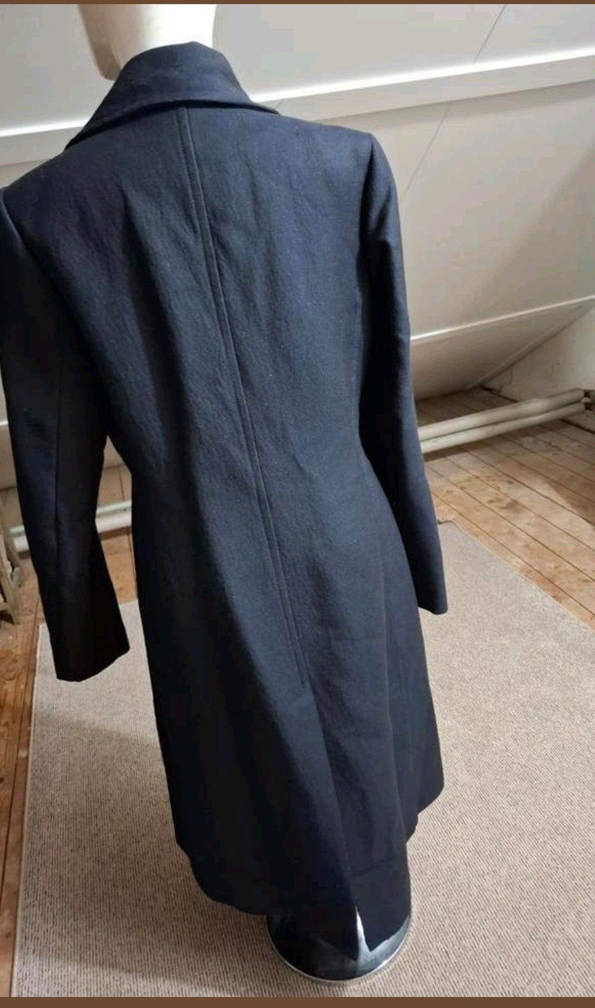 Mango donkerblauwe lange manteljas – maat M, Kleding | Dames, Jassen | Winter, Mango, Blauw, Ophalen of Verzenden, Zo goed als nieuw