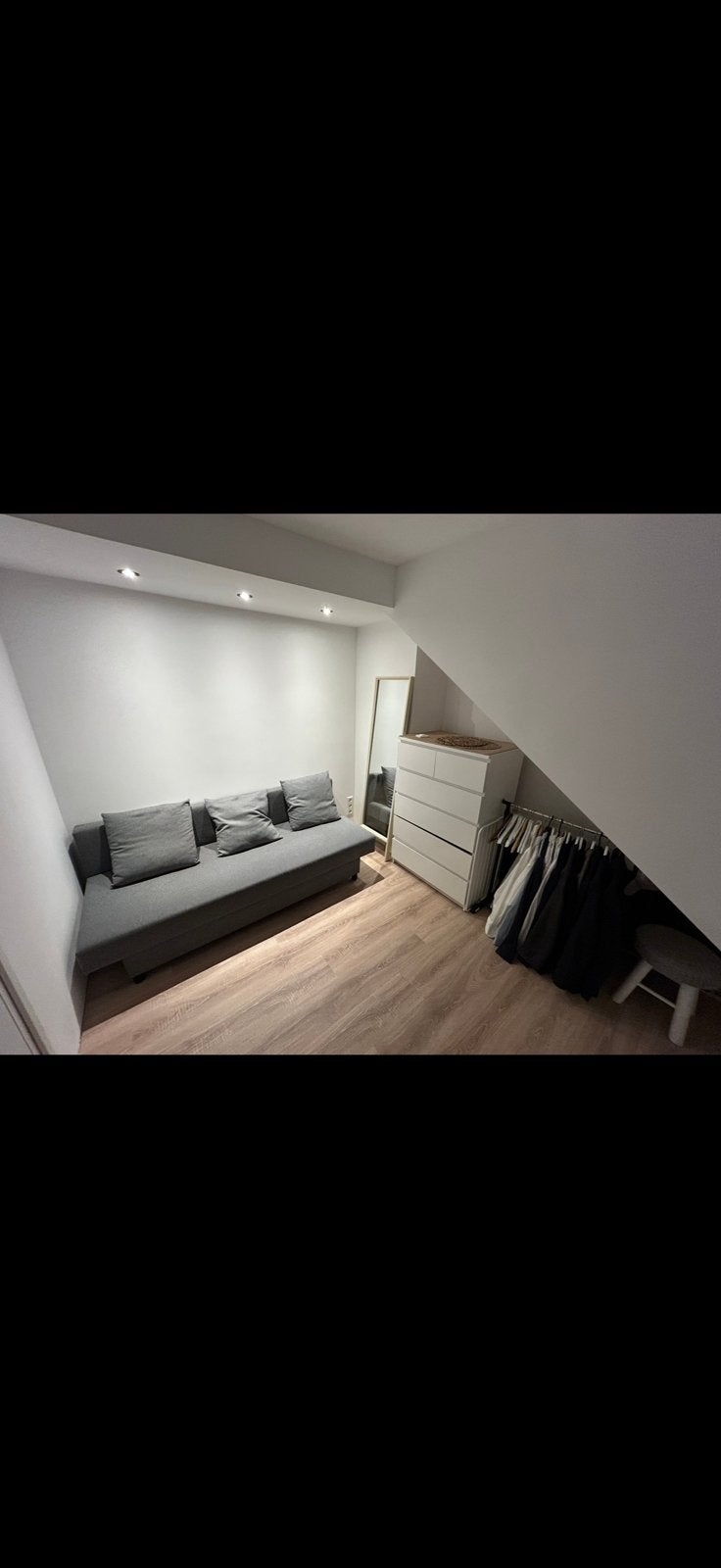 IKEA ÄLVDALEN 3-zits slaapbank, Knisa grijsbeige, Huis en Inrichting, Ophalen, Tweepersoons, Zo goed als nieuw, Overige maten