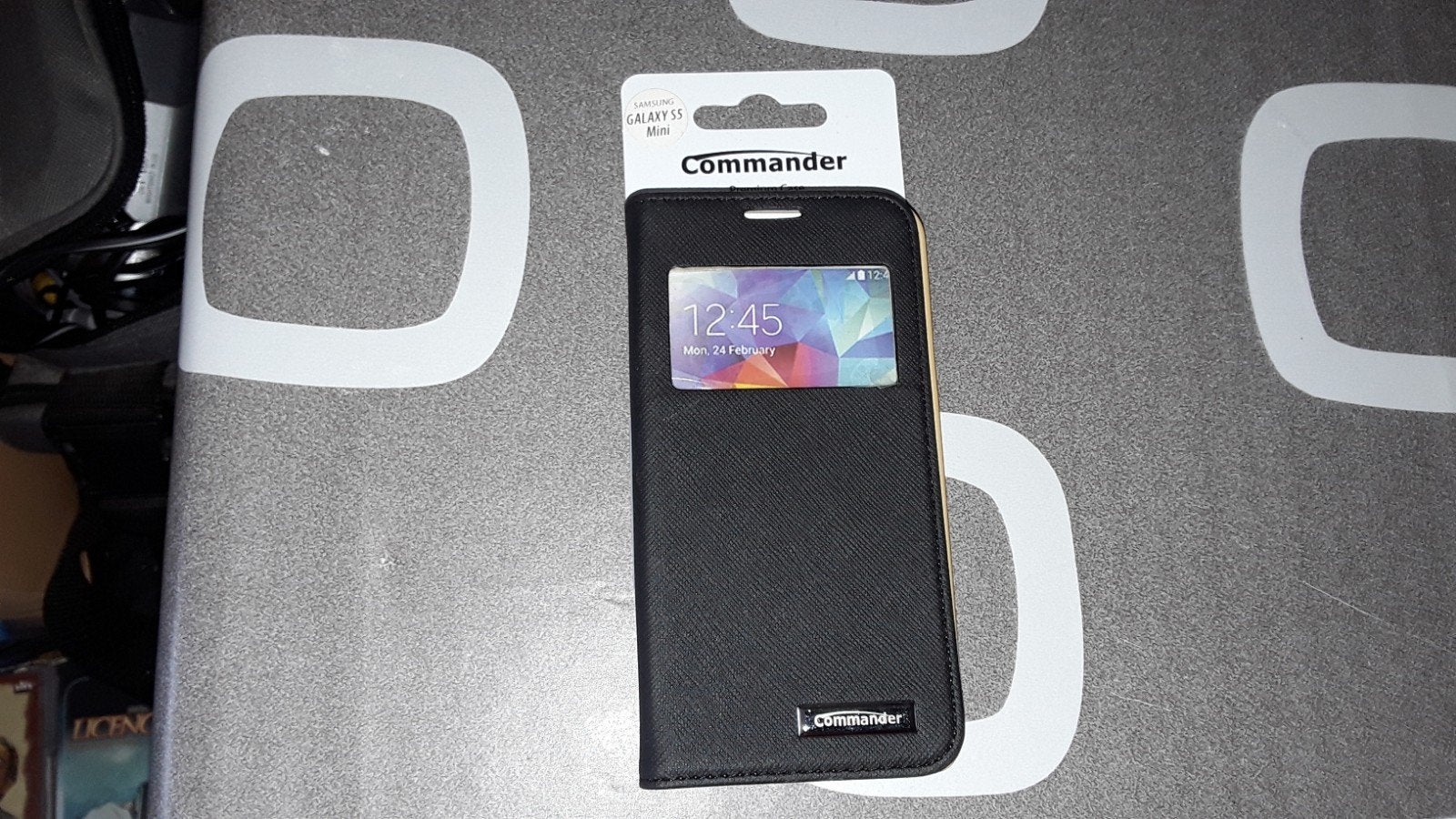 Mapje Samsung Galaxy S5 Mini Commander Premium Case. Nieuw., Ophalen of Verzenden, Nieuw, Galaxy S5, Frontje of Cover