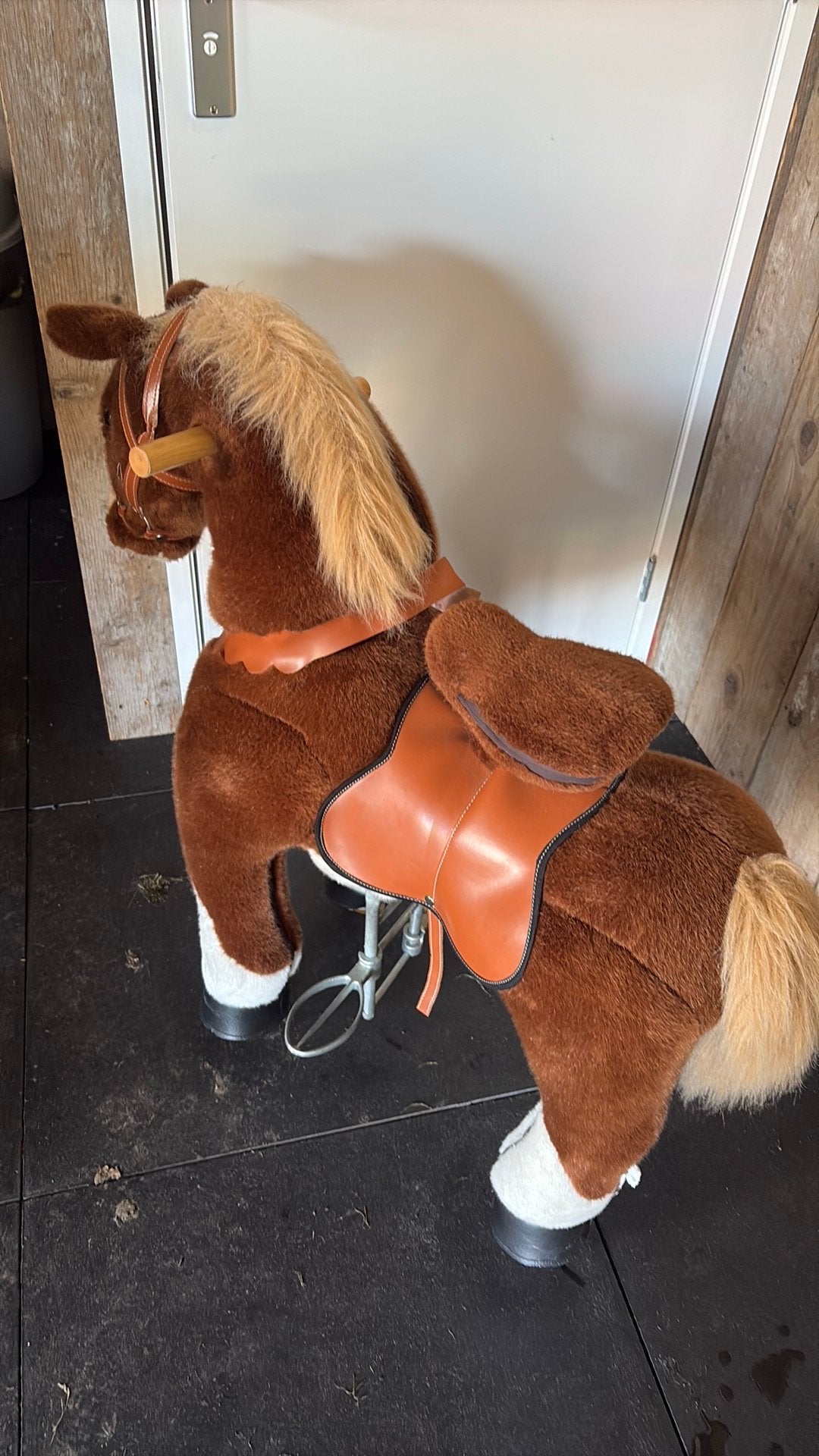 Leuk rijdend paard, Ophalen of Verzenden, Zo goed als nieuw