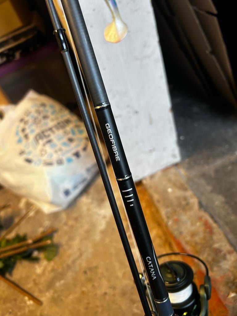 Shimano Catana GEO FIBRE spinhengel met Kylin 4000 molen, Ophalen of Verzenden, Gebruikt, Werphengel