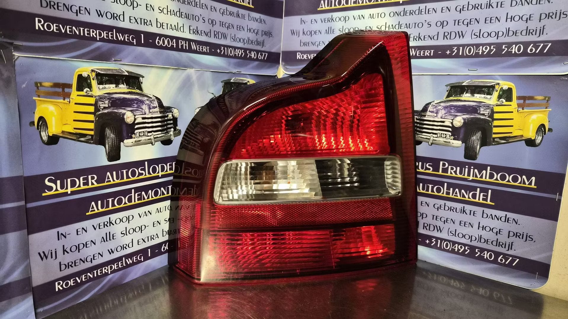 volvo s80 achterlicht links rtnr 9154478., Auto-onderdelen, Info@fabrikant.eu, Fabrikantstraat 1
1000 AA  Amsterdam, NL, Ophalen of Verzenden