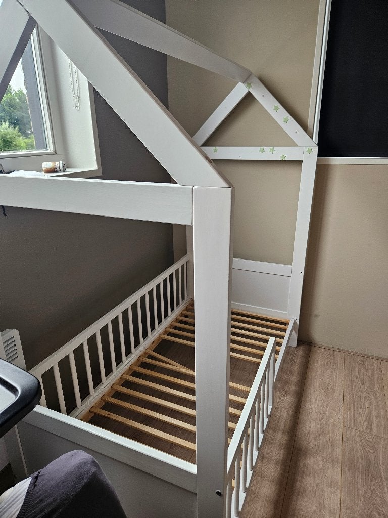 Huis bed - kinderbed - peuterbed, Ophalen, Gebruikt, 70 tot 85 cm, 140 tot 160 cm