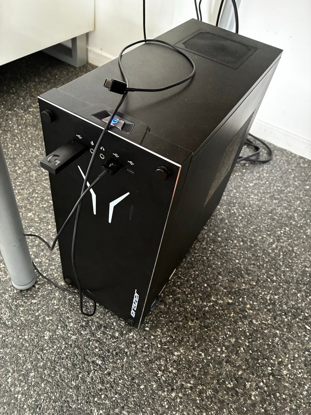 Medion Gaming PC - Intel i5-14400F, RTX 4060, 16GB RAM, Ophalen of Verzenden, Zo goed als nieuw, Gaming, SSD
