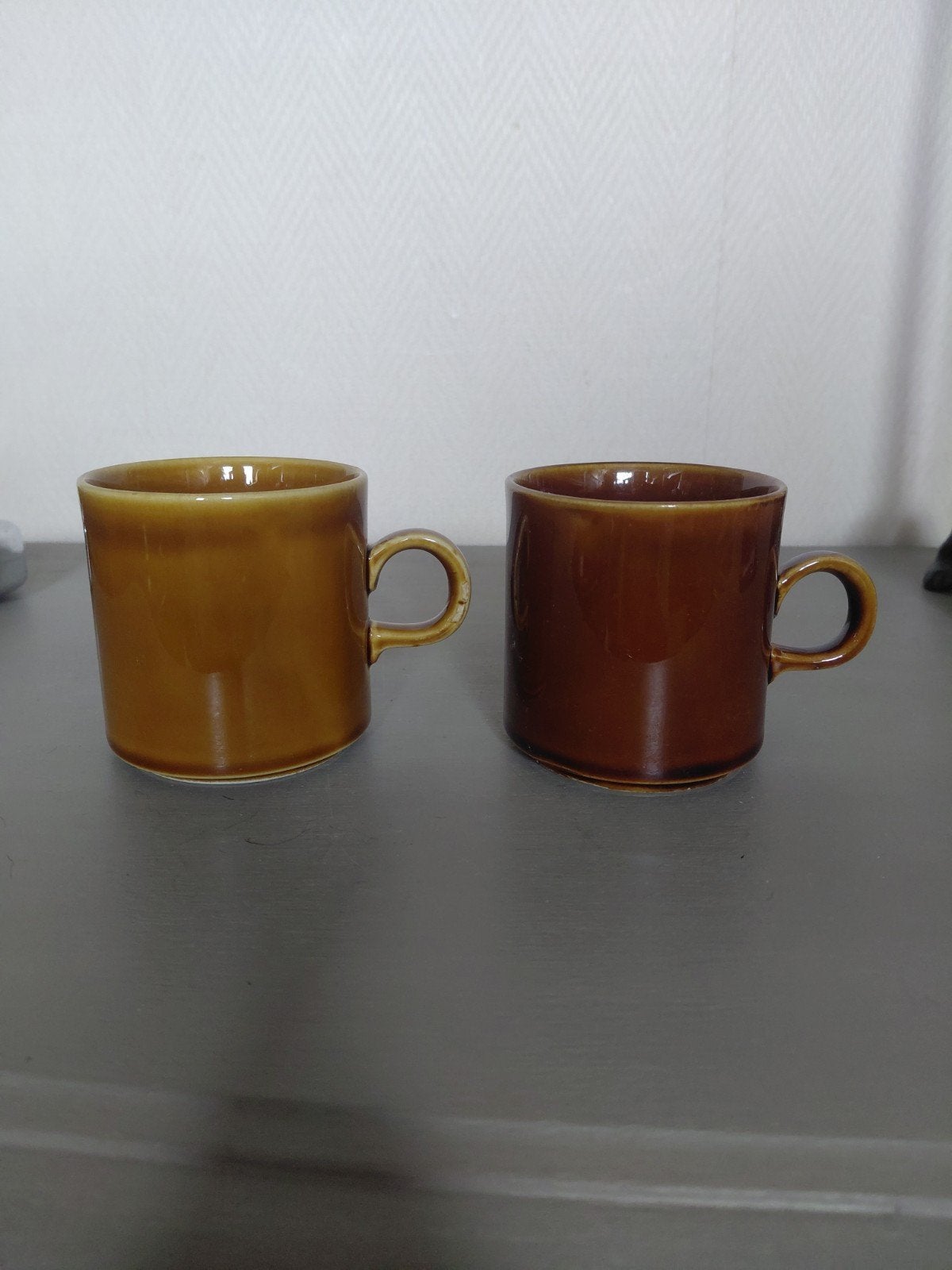 Vintage colditz gdr bekers mokken, Ophalen of Verzenden, Aardewerk, Overige stijlen, Kop(pen) en/of Schotel(s)