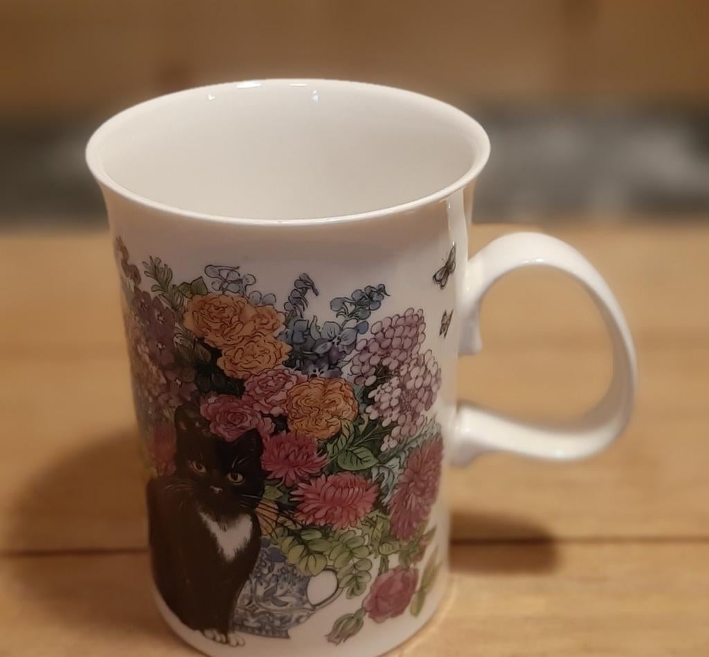 Katten beker. Dunoon. Door Sue Scullard. Fine bone china., Ophalen of Verzenden, Zo goed als nieuw, Porselein, Overige typen