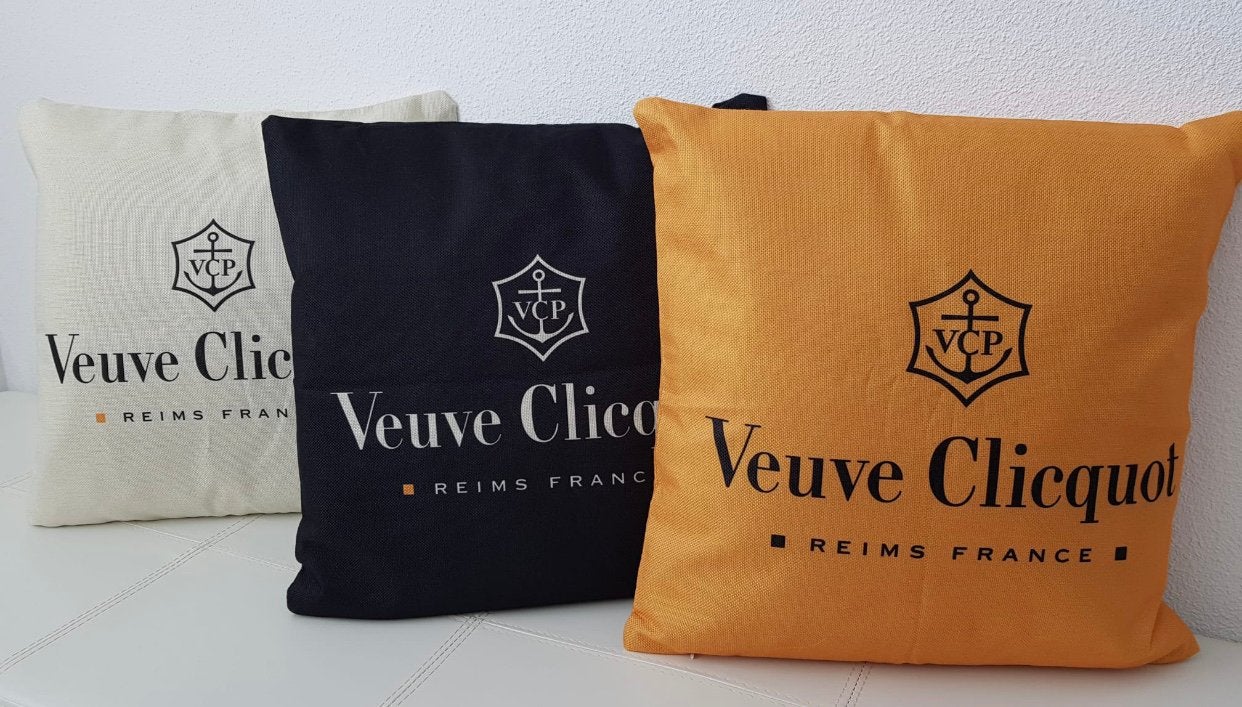 Veuve Clicquot Linnen Dubbelbedrukte Kussenhoezen., Ophalen of Verzenden, Nieuw, Overige typen