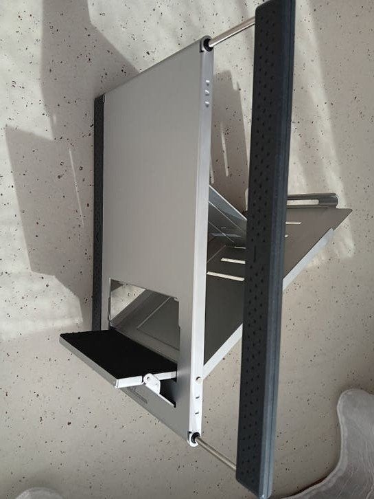 ZGAN NewStar NSLS100 laptopstandaard, Ophalen of Verzenden, Zo goed als nieuw, Newstar, In diepte verstelbaar
