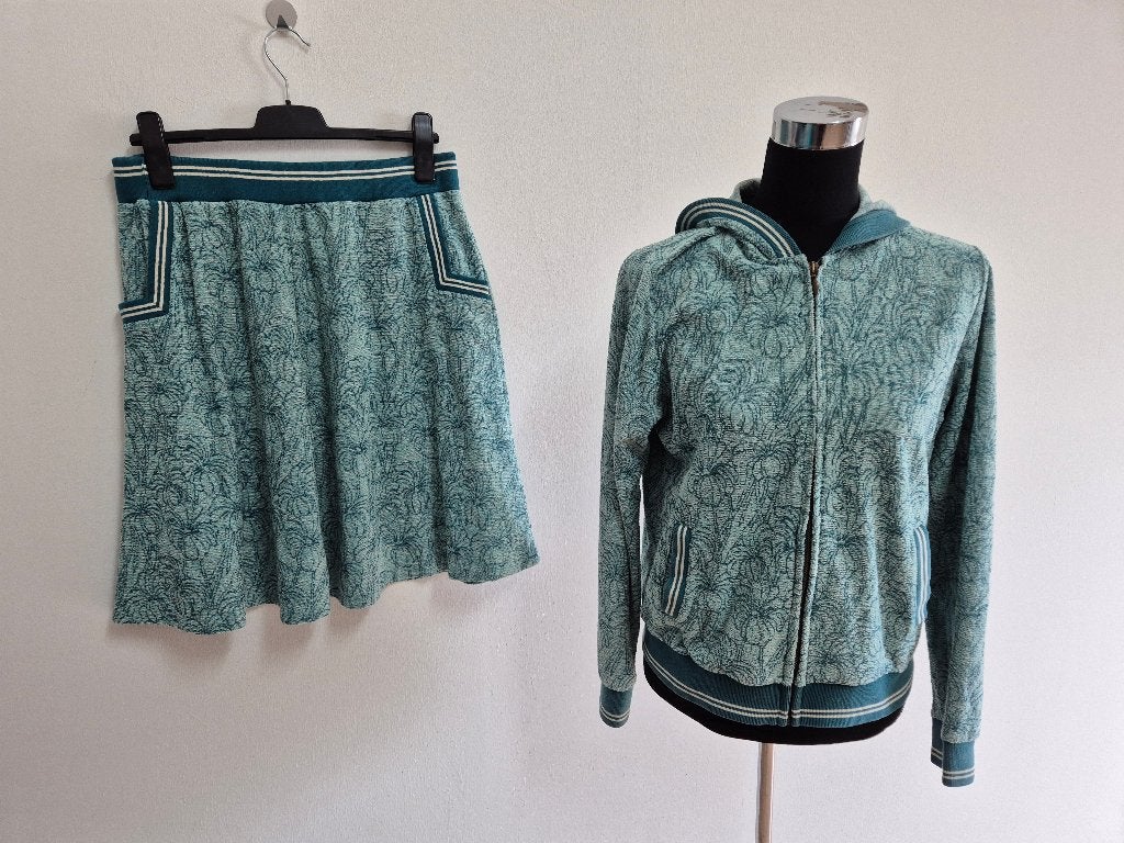 Set15 - Lichtblauwe King Louie set van rok (XL) en vest (L), Blauw, Maat 46/48 (XL) of groter, Ophalen of Verzenden, Zo goed als nieuw