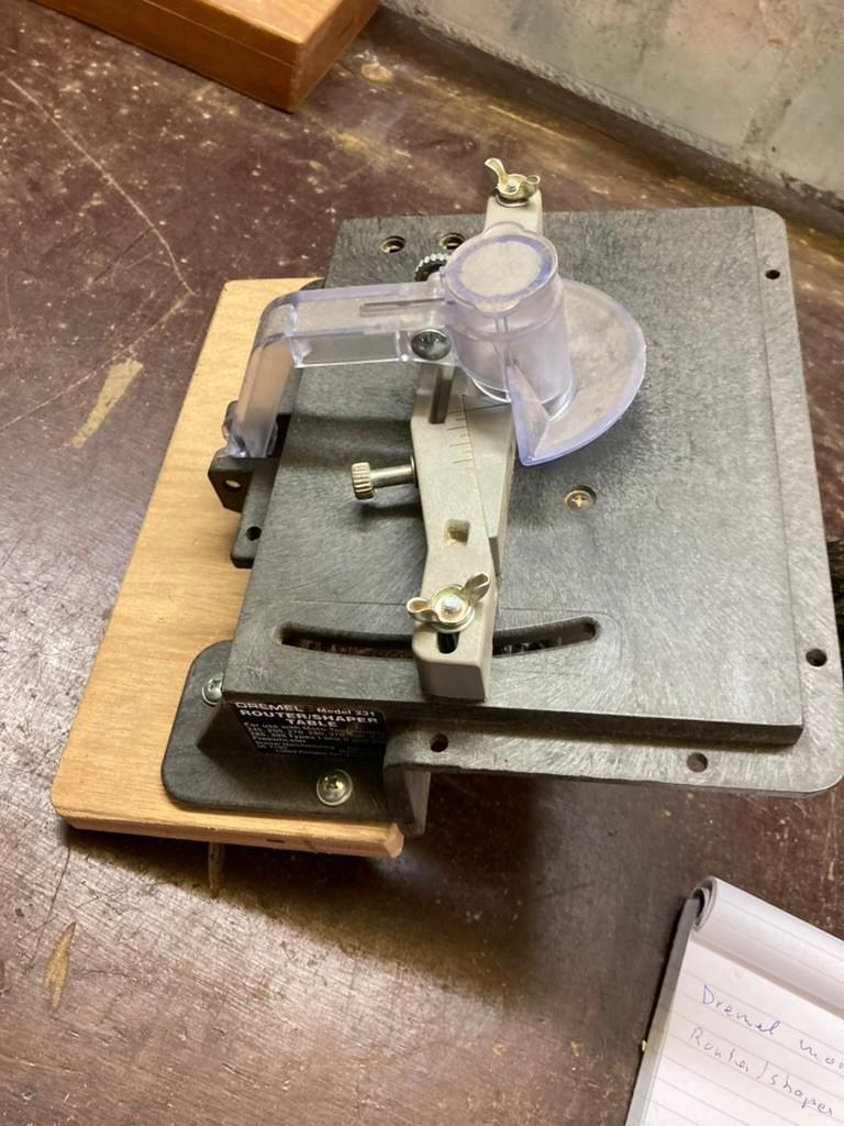 Dremel 231 bovenfrees vormtafel modelbouwer poppenhuis, Ophalen of Verzenden, Zo goed als nieuw