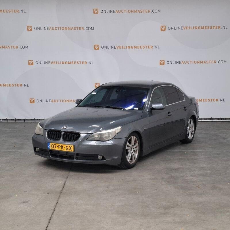 Personenauto, BMW, 5-serie, 520i Executive, 2004, Achterwielaandrijving, Bedrijf, Nieuw, 170 pk