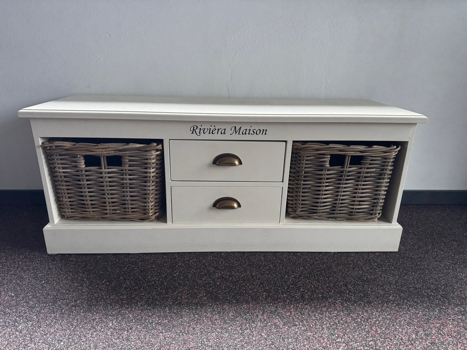 Riviera Maison TV-meubel met lades en rieten manden, Huis en Inrichting, Ophalen, 50 – 75, Gebruikt, 50 tot 100 cm