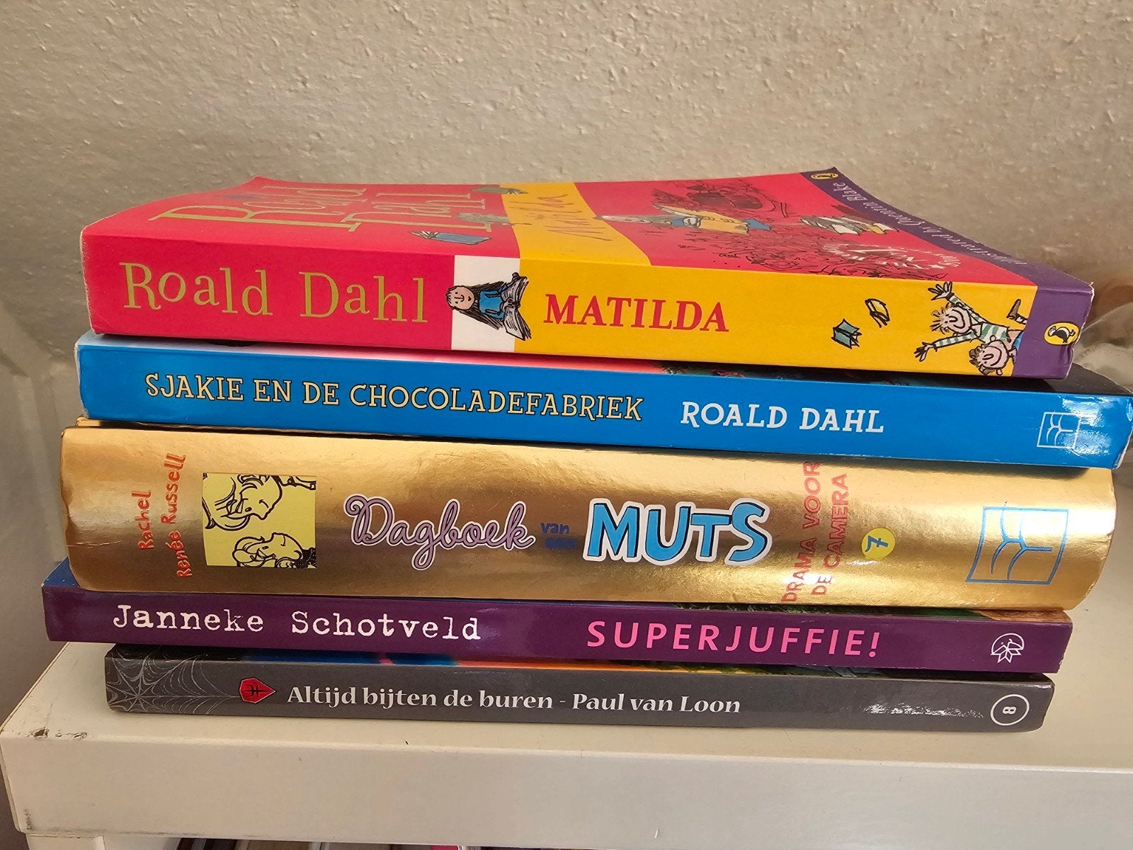 Kinderboeken Matilda, Sjakie e/d chocoladefabriek, enz., Ophalen of Verzenden, Zo goed als nieuw