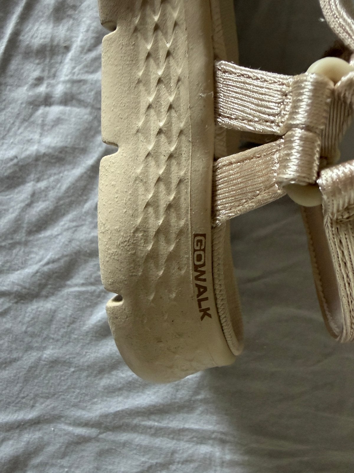 Skechers GO WALK sandalen - Beige maat 38, Ophalen of Verzenden, Zo goed als nieuw, Beige, Sandalen of Muiltjes