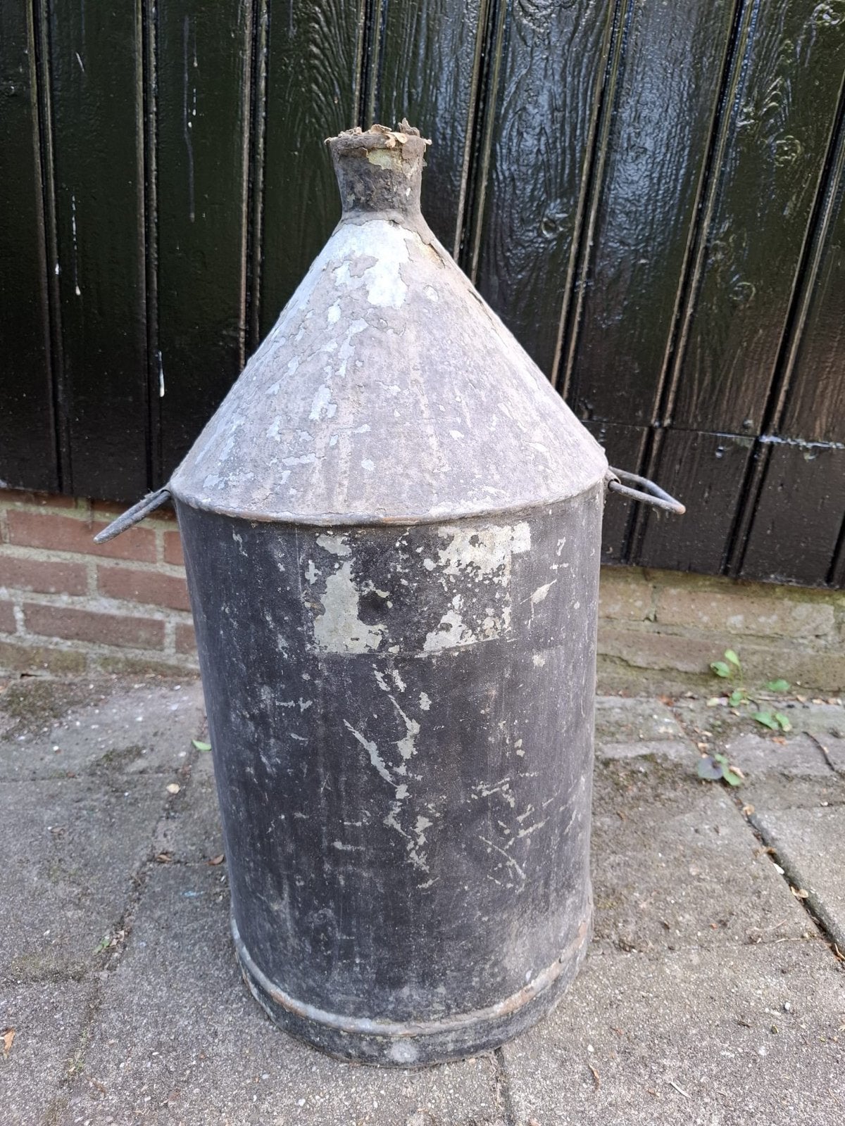 Vintage metalen vat met conische top - decoratief, Ophalen