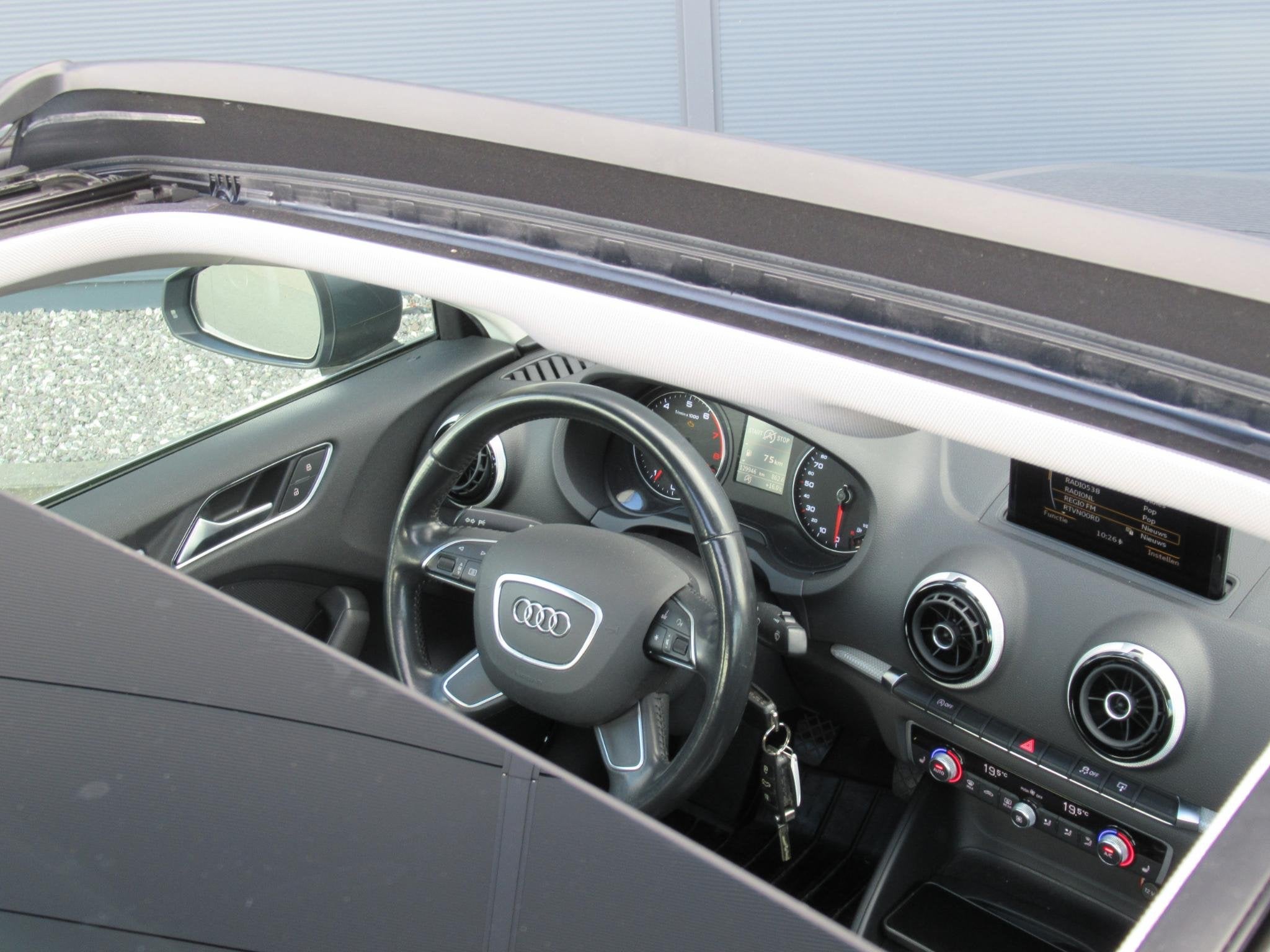 Audi A3 Limousine 1.4 TFSI Ambition Pro Line S | Panoramadak, Voorwielaandrijving, 125 pk, Gebruikt, 4 cilinders